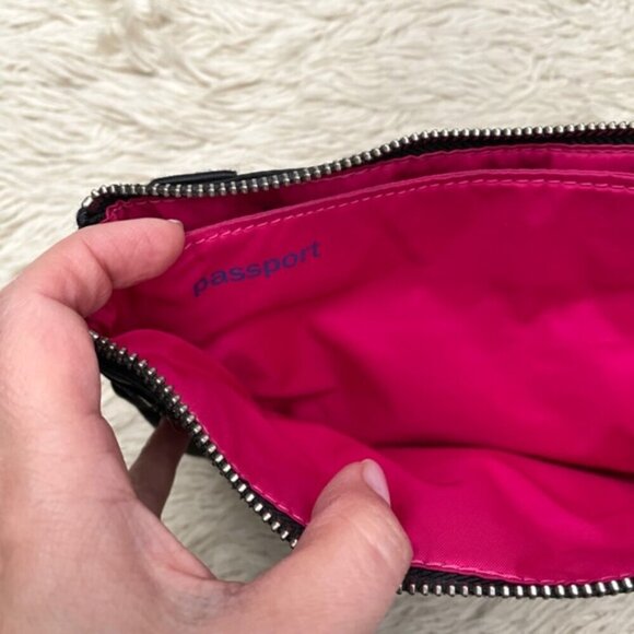 Lululemon Black Travel Pouch / Belt Bag - no belt! 🇨🇦 - Picture 5 of 9